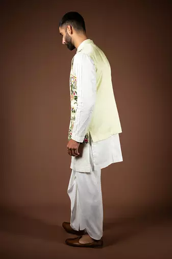 Light green linen satin bandi