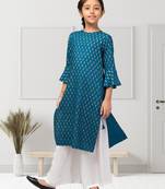 Two Pieces Set- Printed Kurti With White Pallazo