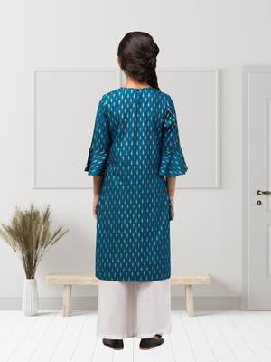 Two Pieces Set- Printed Kurti With White Pallazo 3