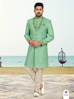 Havy banarasi jackard with stone and thread zari work with fancy botton sherwani set 1