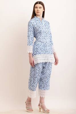Pavonine firozi color zig-zag printed with lace inserted cord set for women 2