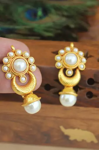 Designer gold plated earrings