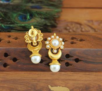 Designer gold plated earrings 3