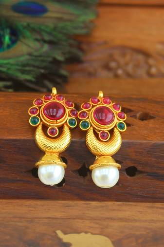 Designer gold plated earrings