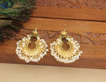 Designer gold plated earrings 3