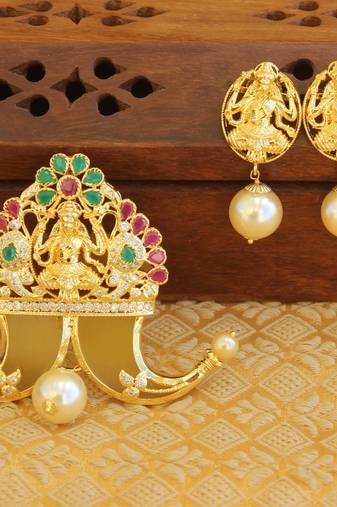 Designer gold plated cz temple pendant set