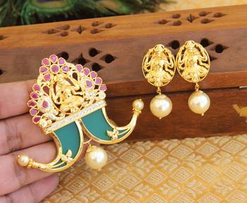 Designer gold plated cz temple pendant set 3