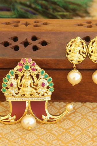 Designer gold plated cz temple pendant set