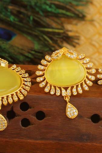 Designer gold plated cz stone pendant set