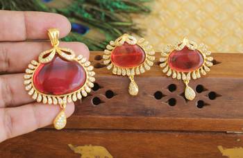 Designer gold plated cz stone pendant set 2
