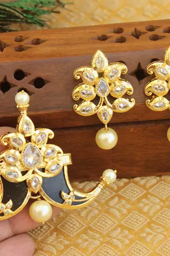 Designer gold plated cz mango pendant set