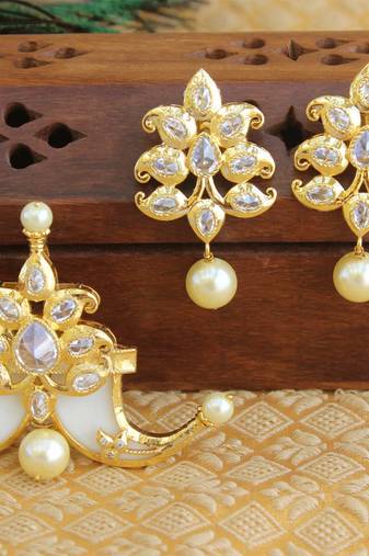 Designer gold plated cz mango pendant set