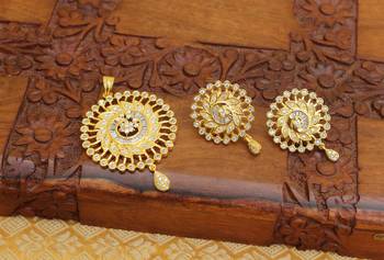 Designer gold plated cz pendant set 1