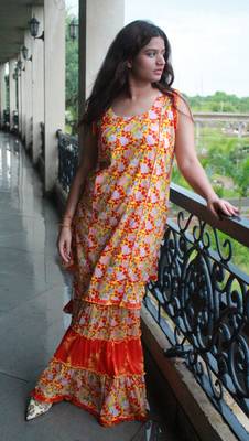 Elegant tie dye mul cotton sharara sleeveless suit from house of the handblock 2