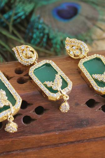 Designer gold plated cz stone pendant set