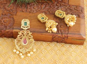 Designer gold plated cz pendant set 3