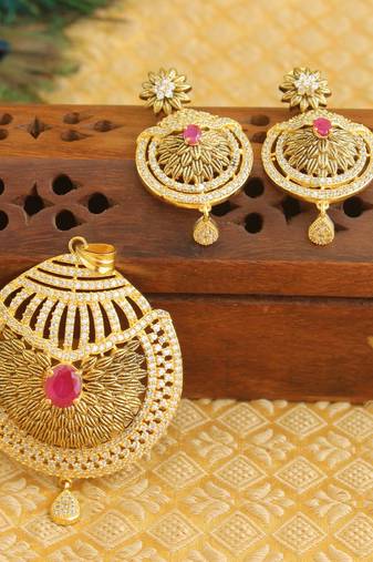 Designer matte finish cz pendant set