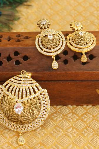Designer matte finish cz pendant set