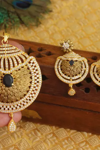 Designer matte finish cz pendant set