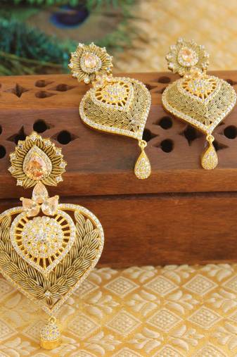 Designer matte finish cz pendant set