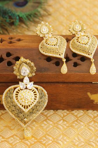 Designer matte finish cz pendant set