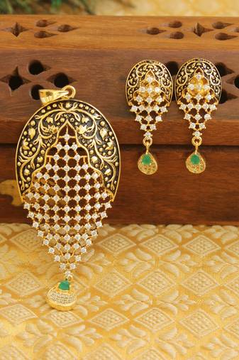 Designer matte finish cz pendant set