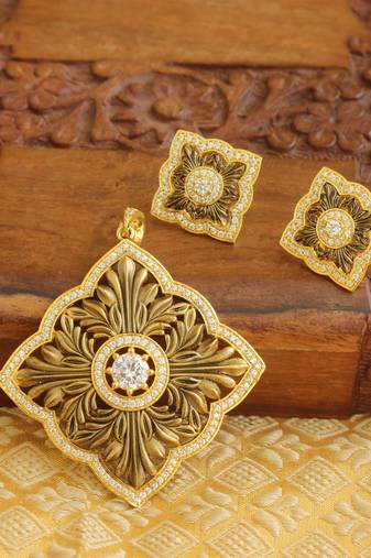 Designer matte finish cz pendant set