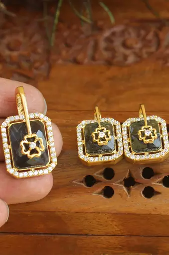 Designer gold plated cz stone pendant set