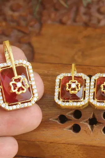 Designer gold plated cz stone pendant set