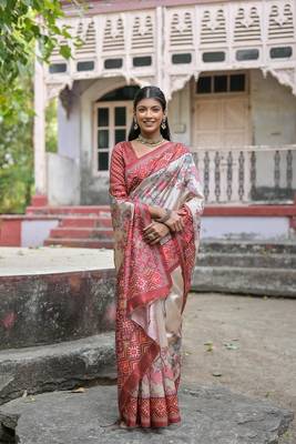 Coffee Tussar Silk Floral Printed Pallu And Border Saree With Blouse For Women 2