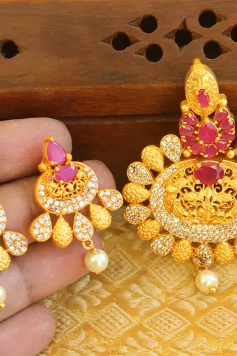 Designer matte finish cz pendant set