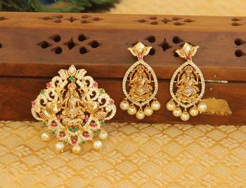 Designer gold plated cz temple pendant set 1