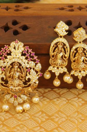 Designer gold plated cz temple pendant set