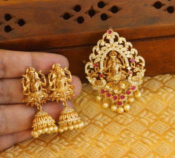 Designer gold plated cz temple pendant set 2