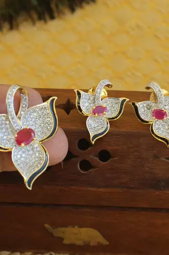 Designer gold plated cz pendant set