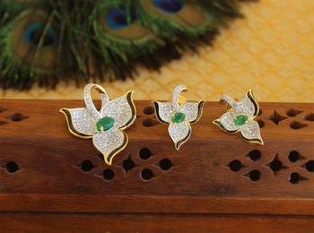 Designer gold plated cz pendant set 1