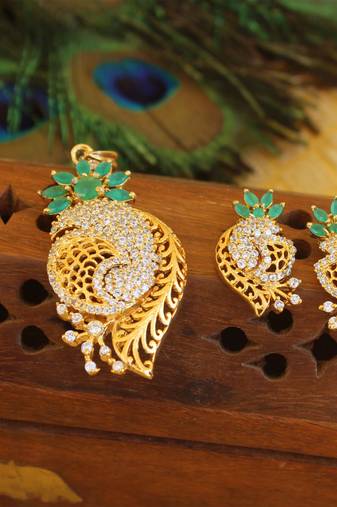 Designer gold plated cz pendant set
