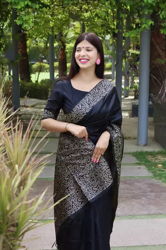 Black Raw Silk Designer Border & Rich Pallu With Raw Silk Blouse And Saree For Women 