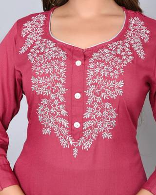 Women Maroon Rayon Embroidered Kurta With Pant 4