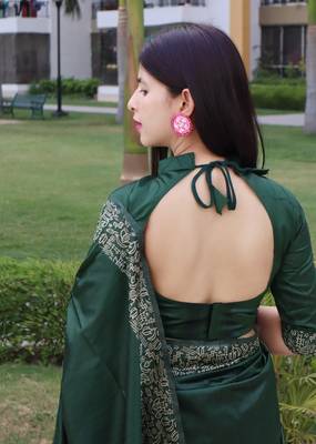 Green Raw Silk Designer Border & Rich Pallu With Raw Silk Blouse And Saree For Women  4