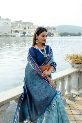 Firozi Silk Floral Printed  Designer Border & Fancy Rich Pallu With Silk Blouse And Saree For Women  4