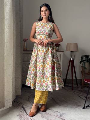Janasya women's multicolor pure cotton ethnic motifs a-line kurta set 2