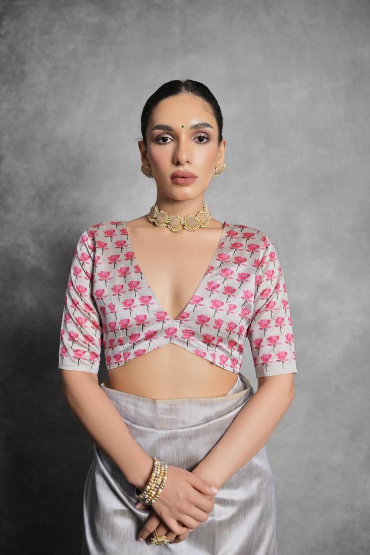 Grey Tussar Silk Lotus Printed Pallu & Designer  Border Saree With Blouse For Women