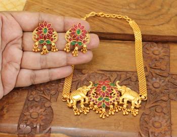 Matte finish elephant necklace set 1