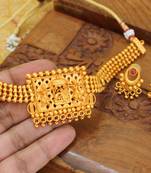 Matte finish necklace set