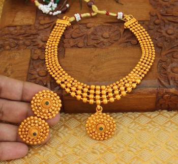 Matte finish necklace set 1