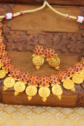 Matte finish temple coin necklace set