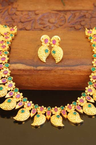 Designer matte finished mango necklace set
