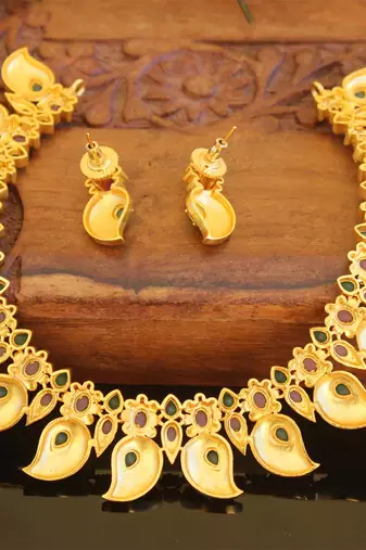 Designer matte finished mango necklace set