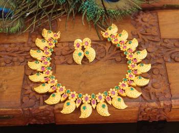 Designer matte finished mango necklace set 4